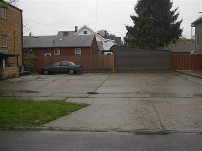Building Photo - 10505 Fidelity Ave