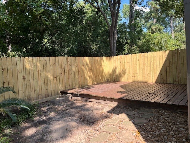 Building Photo - 93 N Villa Oaks Dr
