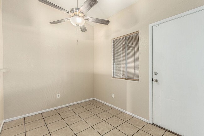 Building Photo - *FREE RENT THRU 2-28-25 FOR QUALIFIED APPL...