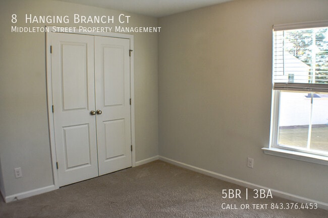 Building Photo - 8 Hanging Branch Ct.