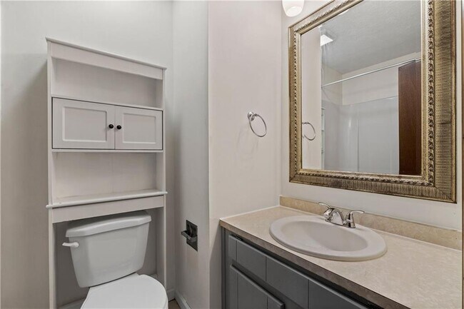 Building Photo - 2622 Sheffield Ct