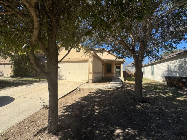 Building Photo - SINGLE STORY  |  CLOSE TO LACKLAND, HWY 90...