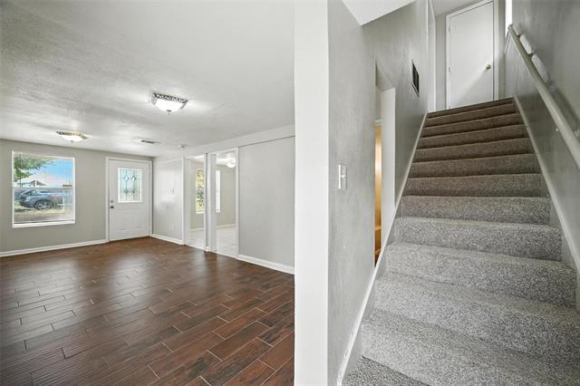 Building Photo - 407 S Morris St