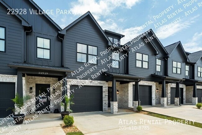 Building Photo - 22928 Village Pkwy