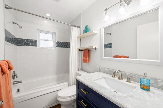 Building Photo - 6398 Woodland Blvd