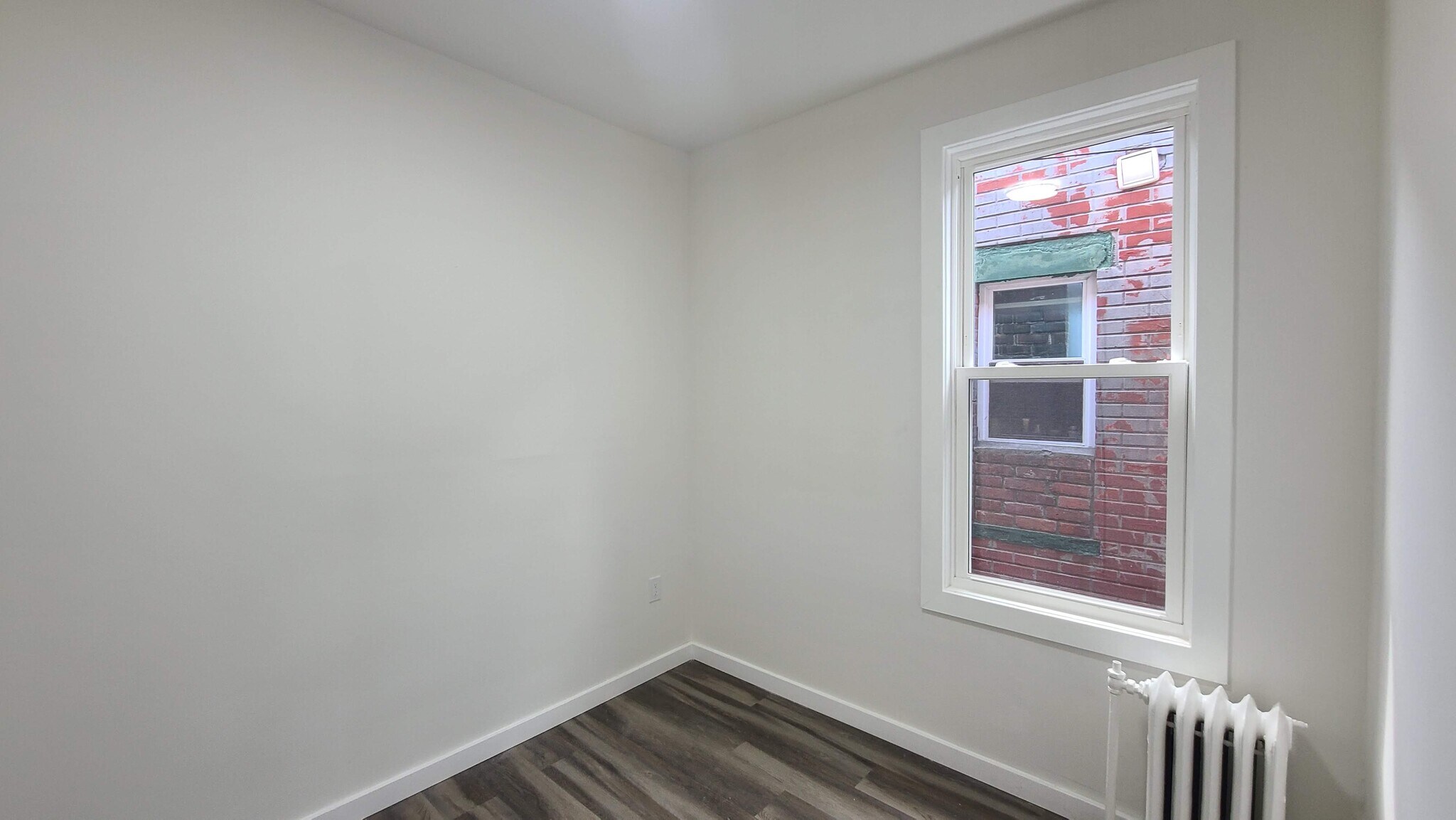 Building Photo - 113 63rd St