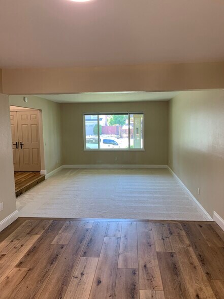 Building Photo - 1819 Yolanda Cir