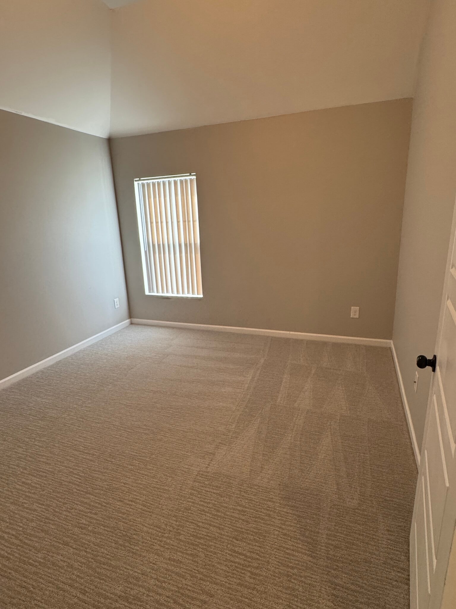 3rd bedroom (cont) - 100 Pine Lakes Drive