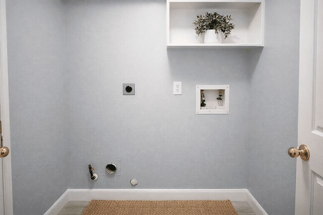 Building Photo - 1803 W Welsford Dr