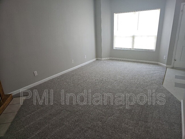 Building Photo - 1811 Winfield Park Dr