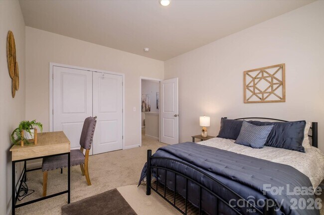 Building Photo - 8156 Merryvale Ln