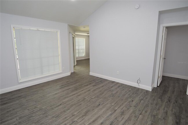 Building Photo - 8633 Fancy Finch Dr