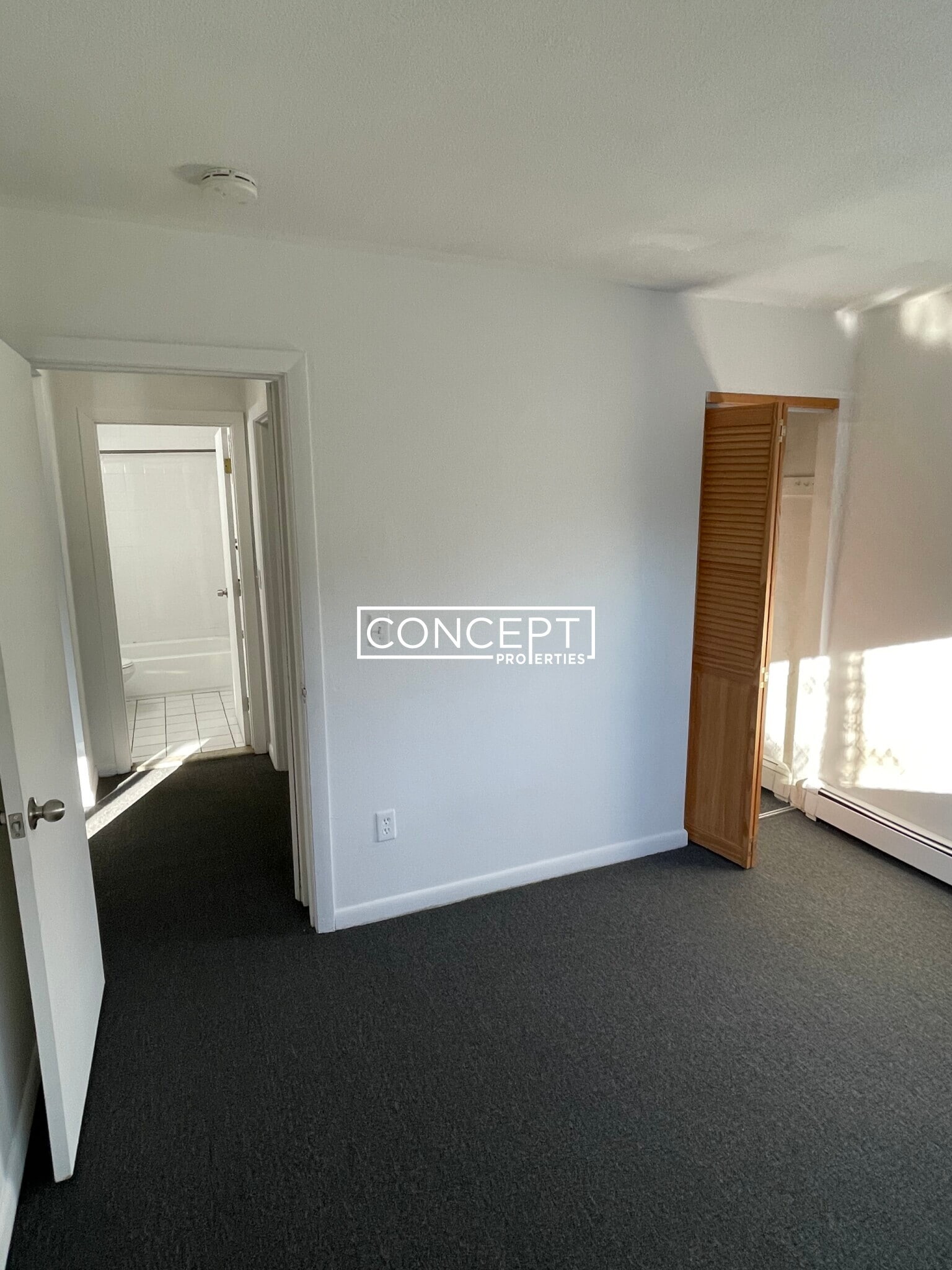 Building Photo - 226 Parker Hill Ave