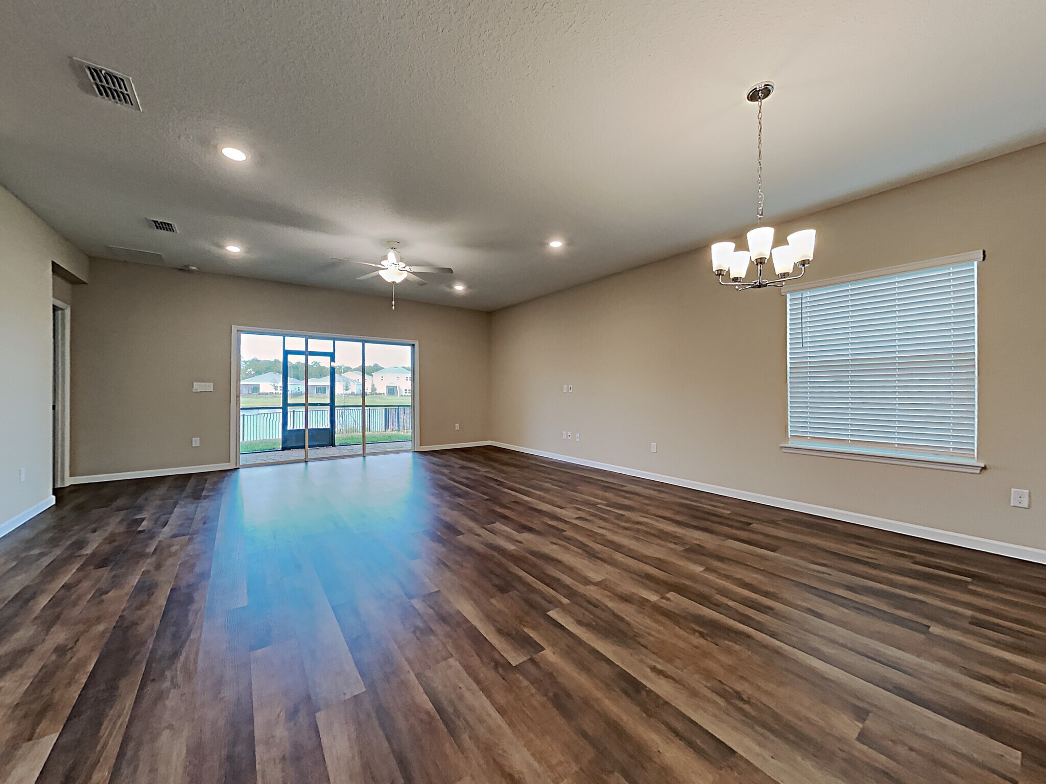 Building Photo - 123 Edge Pk Trl