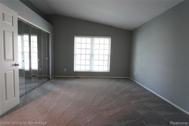 Building Photo - 40053 Crosswinds Rd