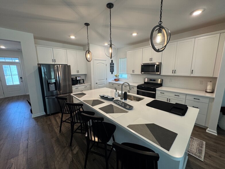 Kitchen - 5435 Shelly Lynn Dr