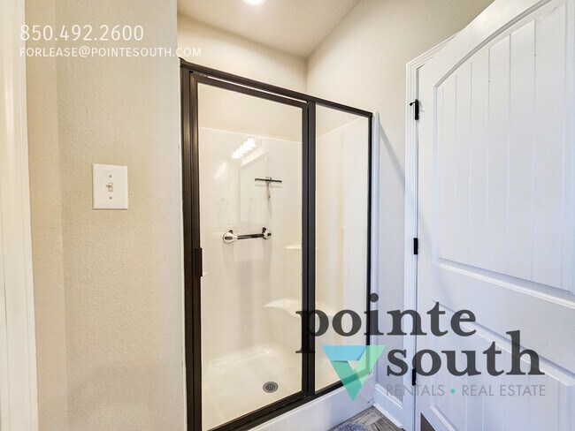 Building Photo - 8881 Bellawood Cir