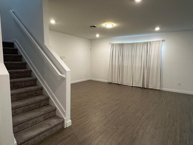 Building Photo - 3507 Bauer Rd