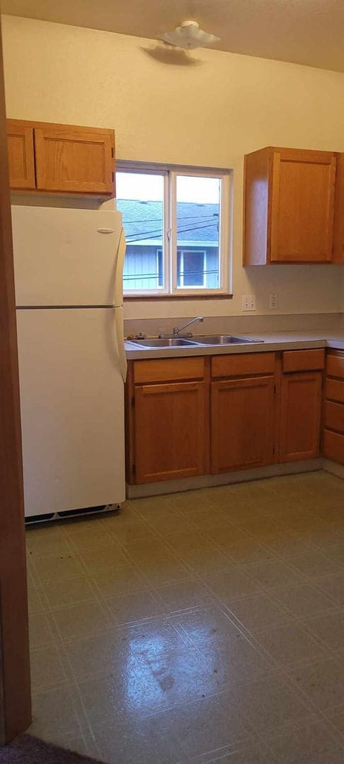 Building Photo - 145 N 13th St