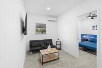 Building Photo - 1882 Lake St