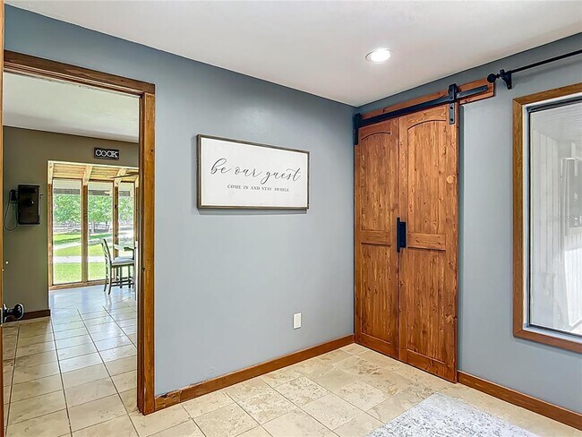 Building Photo - 4661 SW 7th Avenue Rd