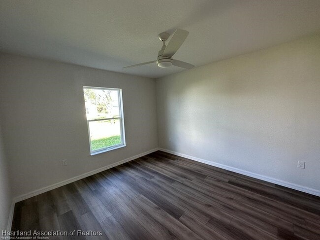 Building Photo - 7053 San Bruno Dr