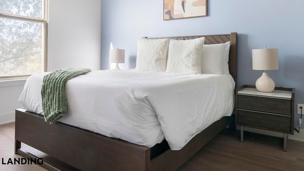 Building Photo - 49 Boulevard SE