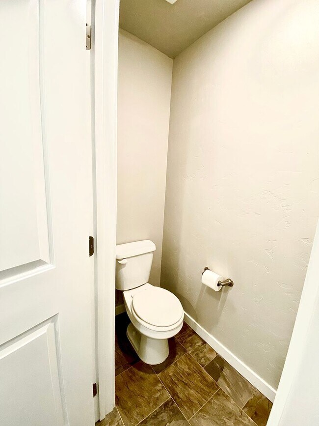 Building Photo - Beautiful 4 Bedroom, 4 Car Garage With Small Trailer Parking in Star - Available NOW