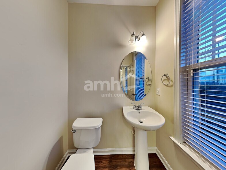 Building Photo - 129 Hardaway Pt