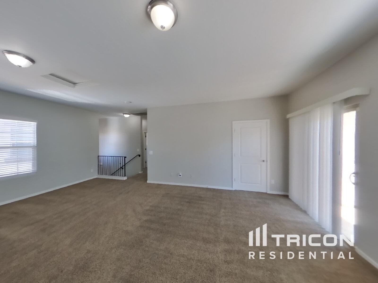 Building Photo - 10321 W Monterosa Ave