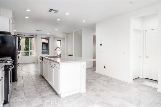 Building Photo - 2850 N Glassell St