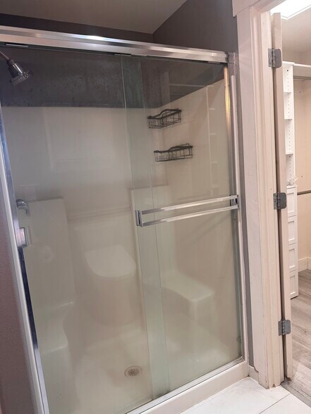 Primary Bath - 1916 S Allen Ave