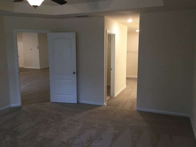 Building Photo - 297 N Hamilton Springs Rd