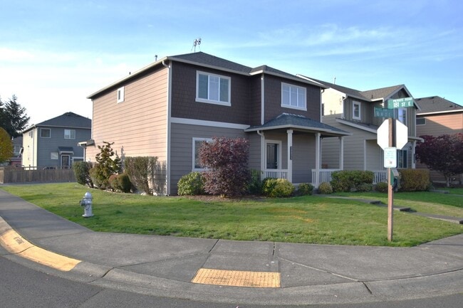 Building Photo - 18034 16th Ave Ct E