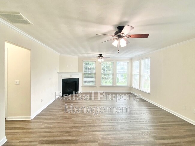 Building Photo - 104 Sharpe Dr