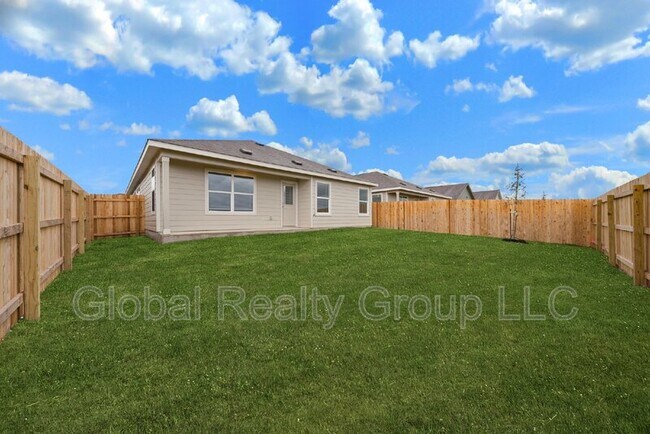 Building Photo - 9105 Navarro Vis