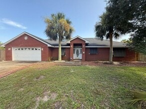 Building Photo - Gulf Breeze - Mandavilla - 3 bedroom, 2 bathroom