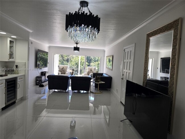 Building Photo - 6010 S Falls Cir Dr