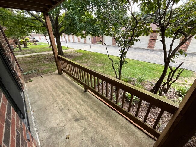 Building Photo - 431 Berkshire Dr