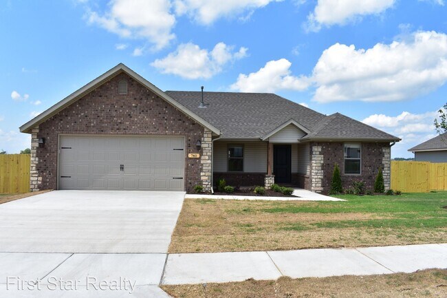 Primary Photo - 3 br, 2 bath House - 740 Crawford Lane