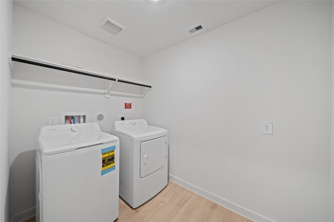 Building Photo - 31134 Winchester Fls Ct