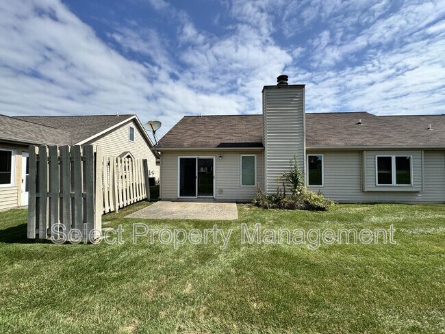 Building Photo - 7459 Montclair Dr