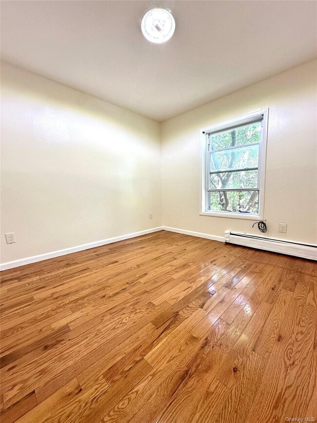 Building Photo - 2069 Lacombe Ave