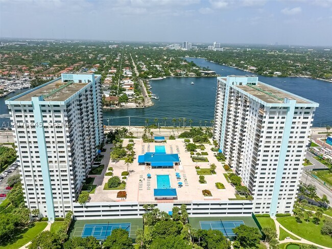 Building Photo - 1201 S Ocean Dr