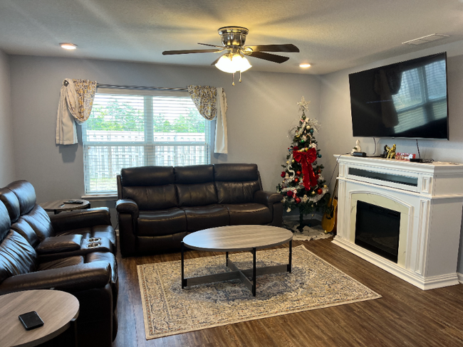 Building Photo - 503 Merganser Way