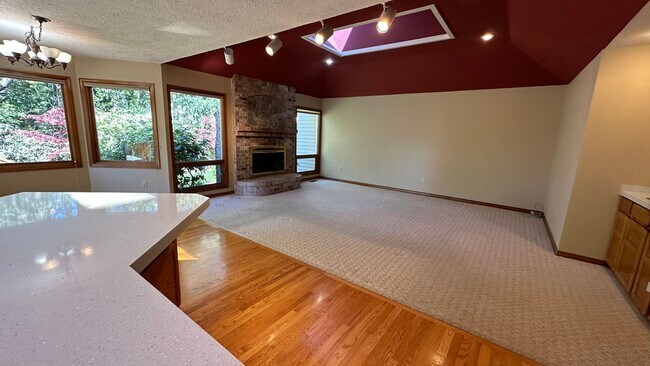 Building Photo - Cedar Mill, Gorgeous 3 bed 2.5 bath home. Walk through video