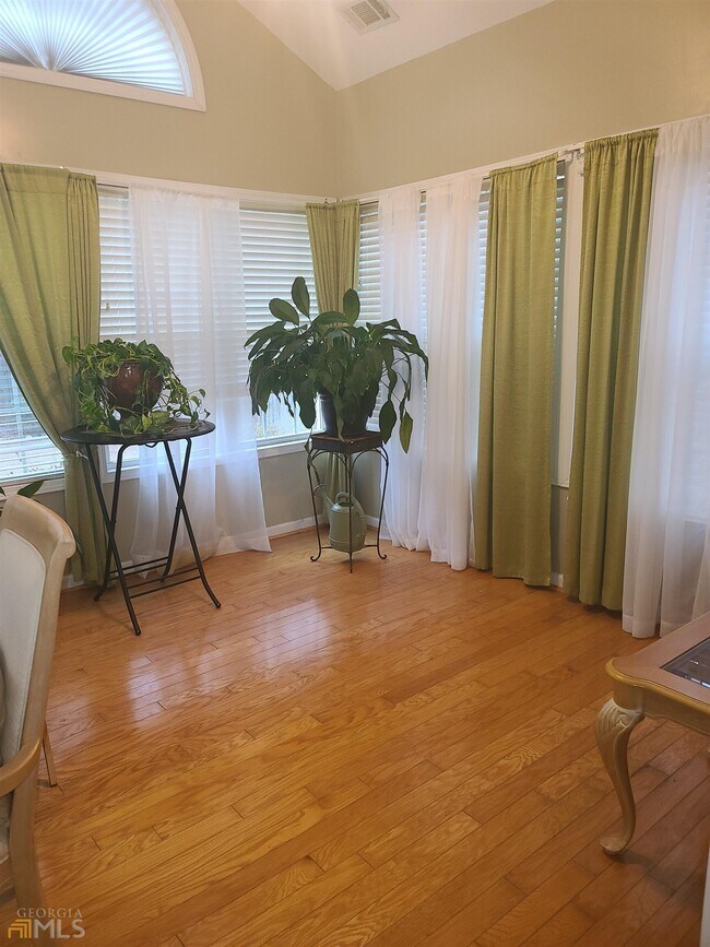 Building Photo - 4857 Shae Ct