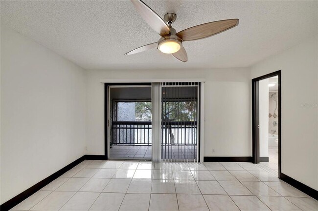 Building Photo - 6301 Newtown Cir