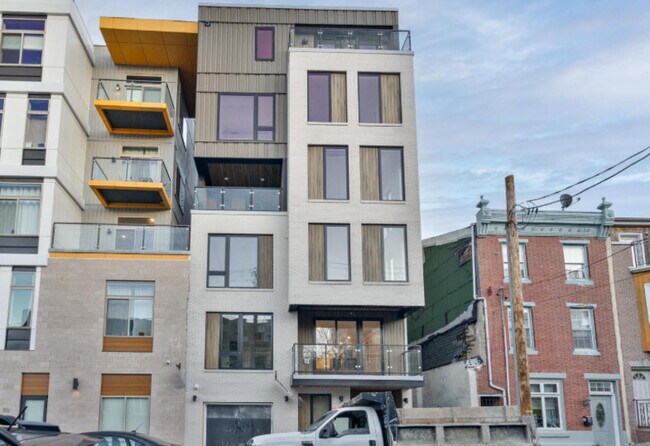Building Photo - 1139 N 3rd St