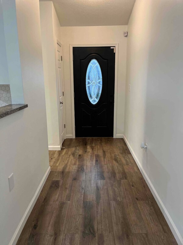 Building Photo - 103 Trenton Ave